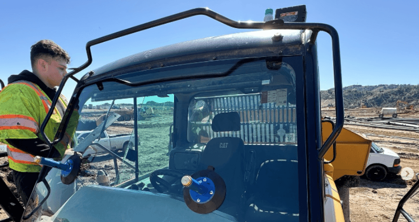 heavy-equipment-glass-repair | 760-217-1038 Local Heavy Equipment Glass Repair